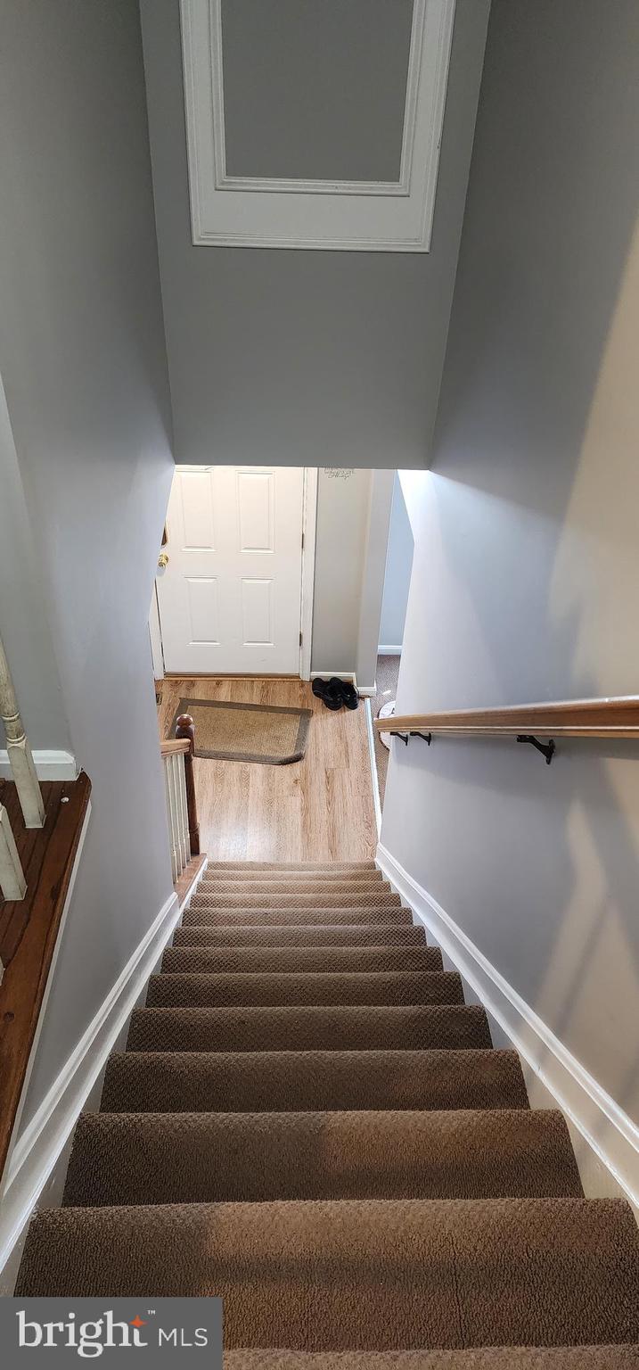 FOX RUN ESTATES - Residential