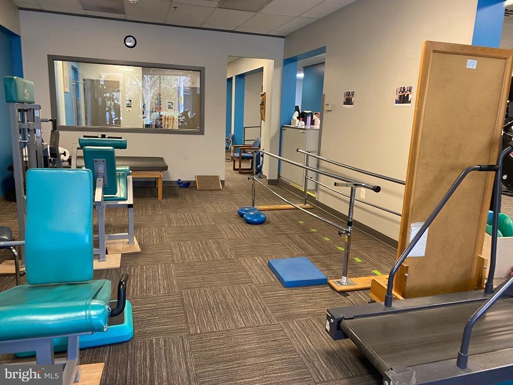 PENN WYNNE - Commercial Lease