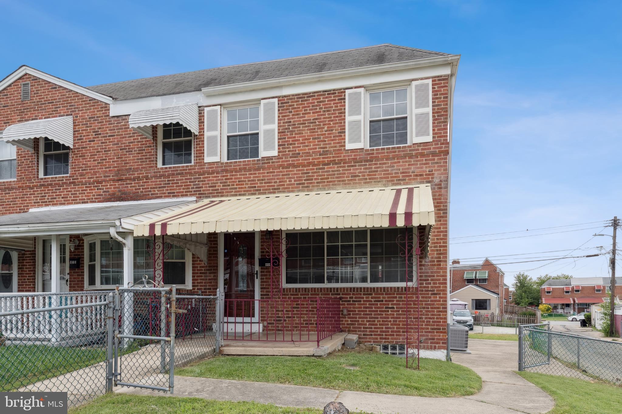 815 JEANNETTE AVENUE