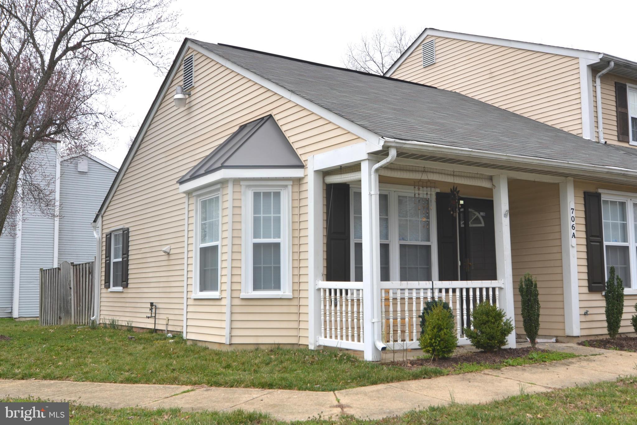 ST CHARLES SUB - HUNTINGTON - Residential Lease