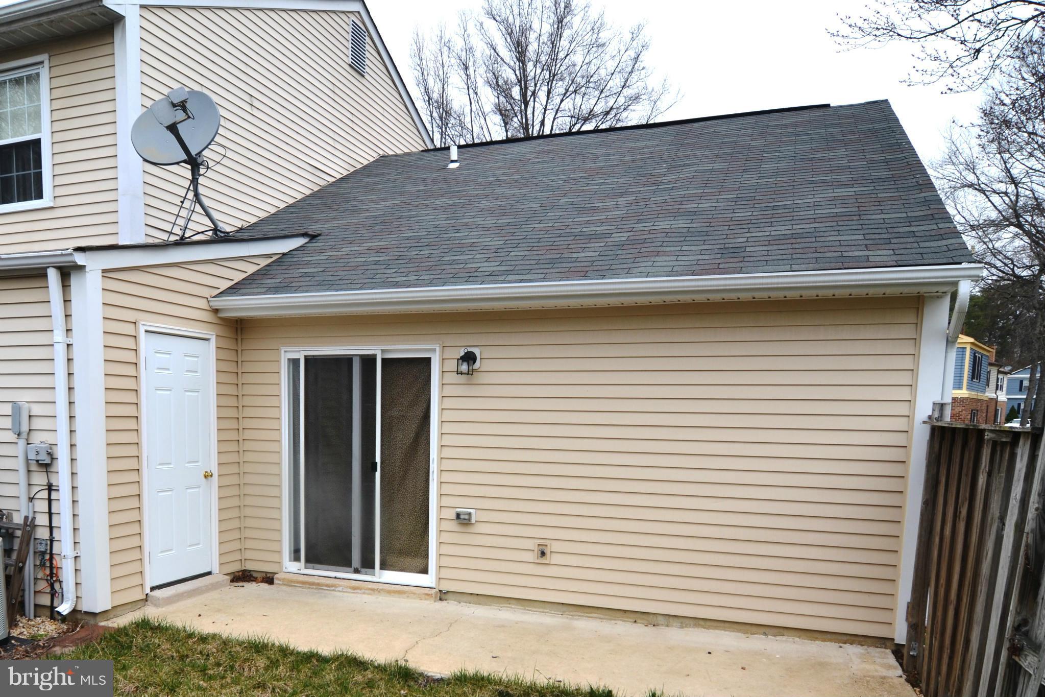 ST CHARLES SUB - HUNTINGTON - Residential Lease