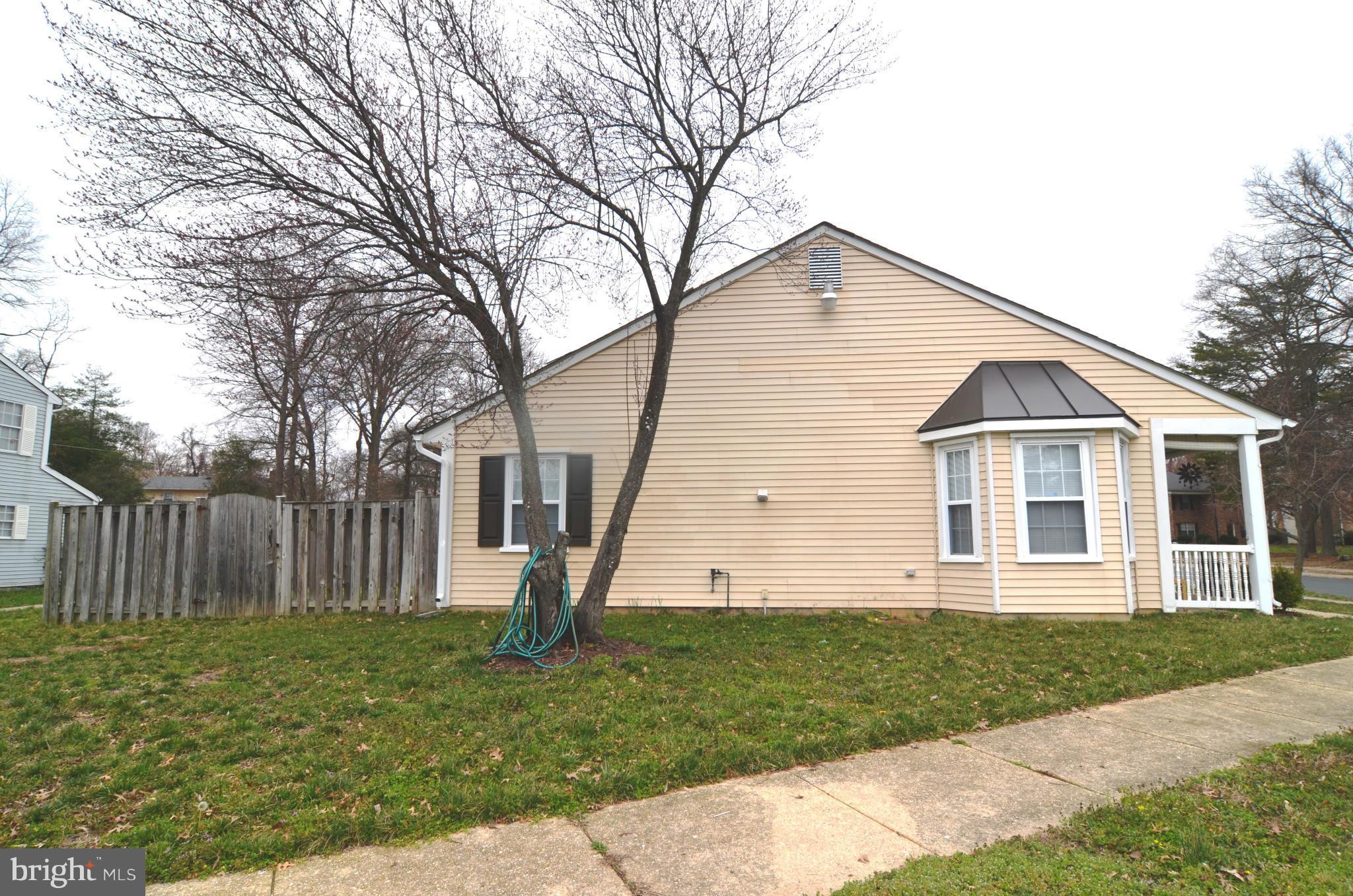 ST CHARLES SUB - HUNTINGTON - Residential Lease