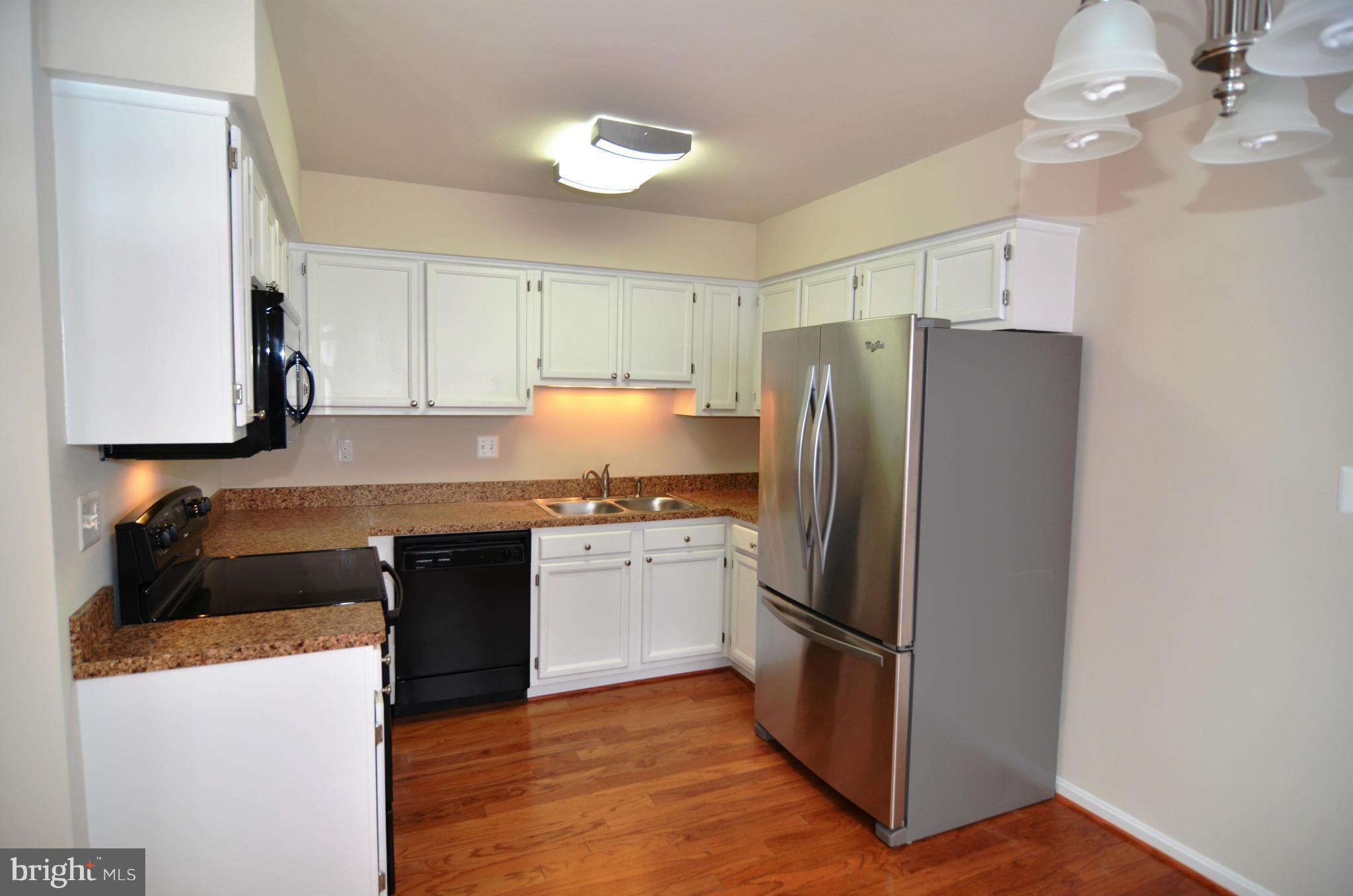 ST CHARLES SUB - HUNTINGTON - Residential Lease