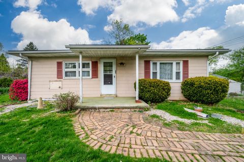 1430 LOGAN STREET READING PA 19607
