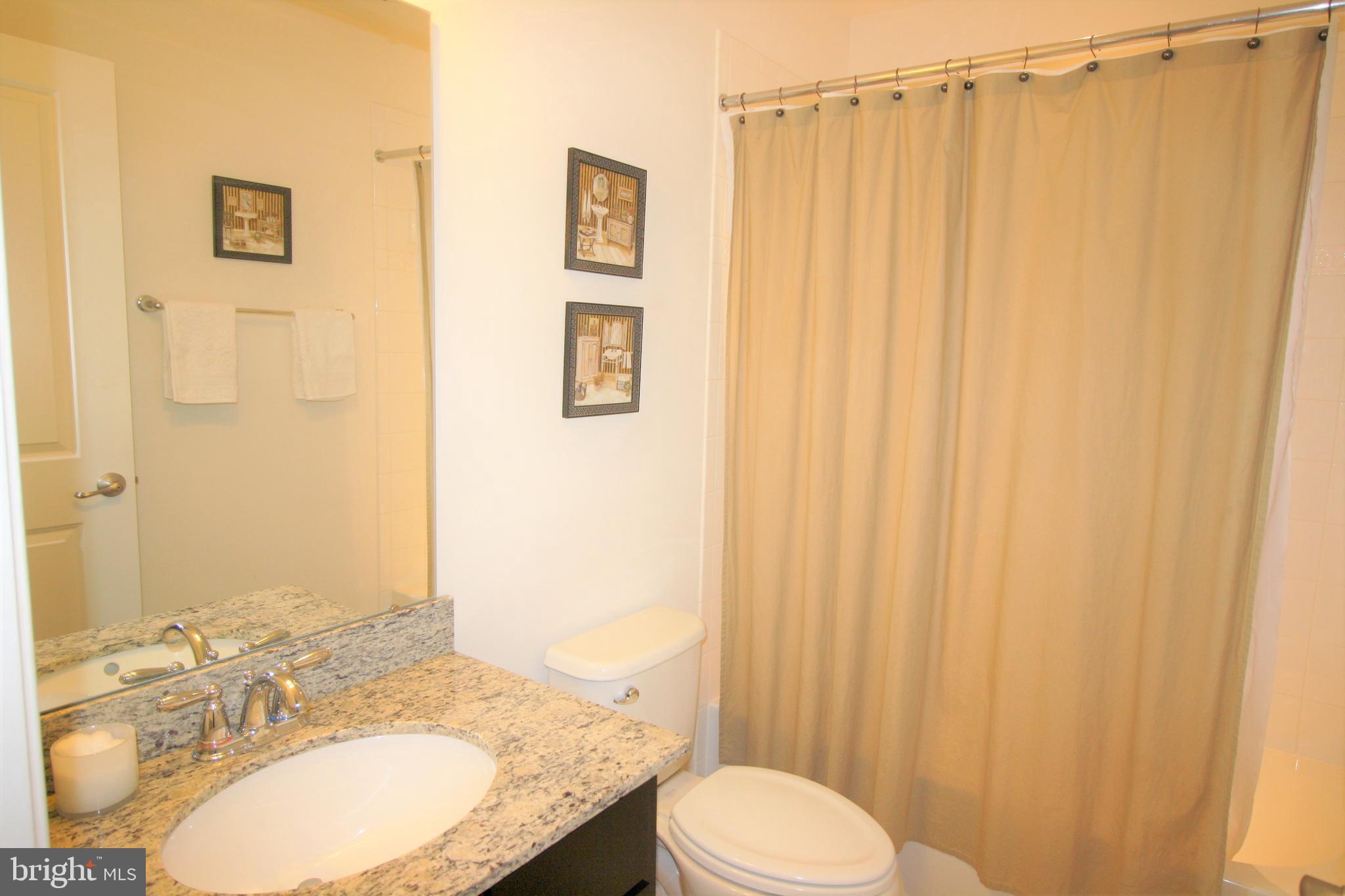 SEVEN HILLS - Residential Lease