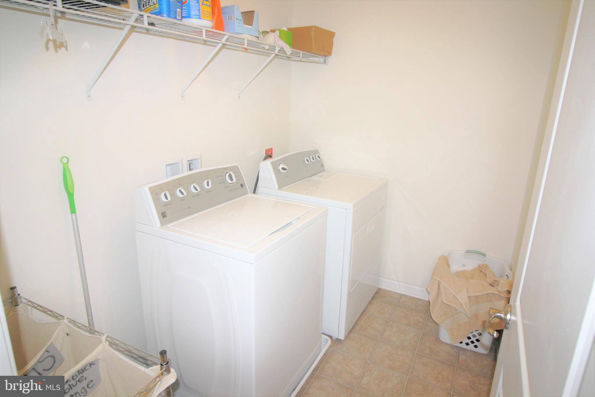 SEVEN HILLS - Residential Lease