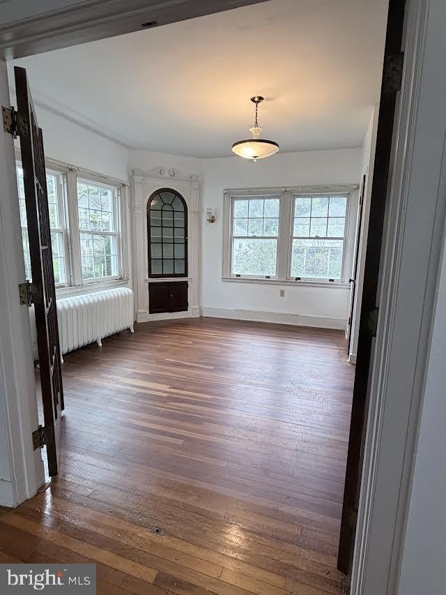 703 W 4TH STREET W
