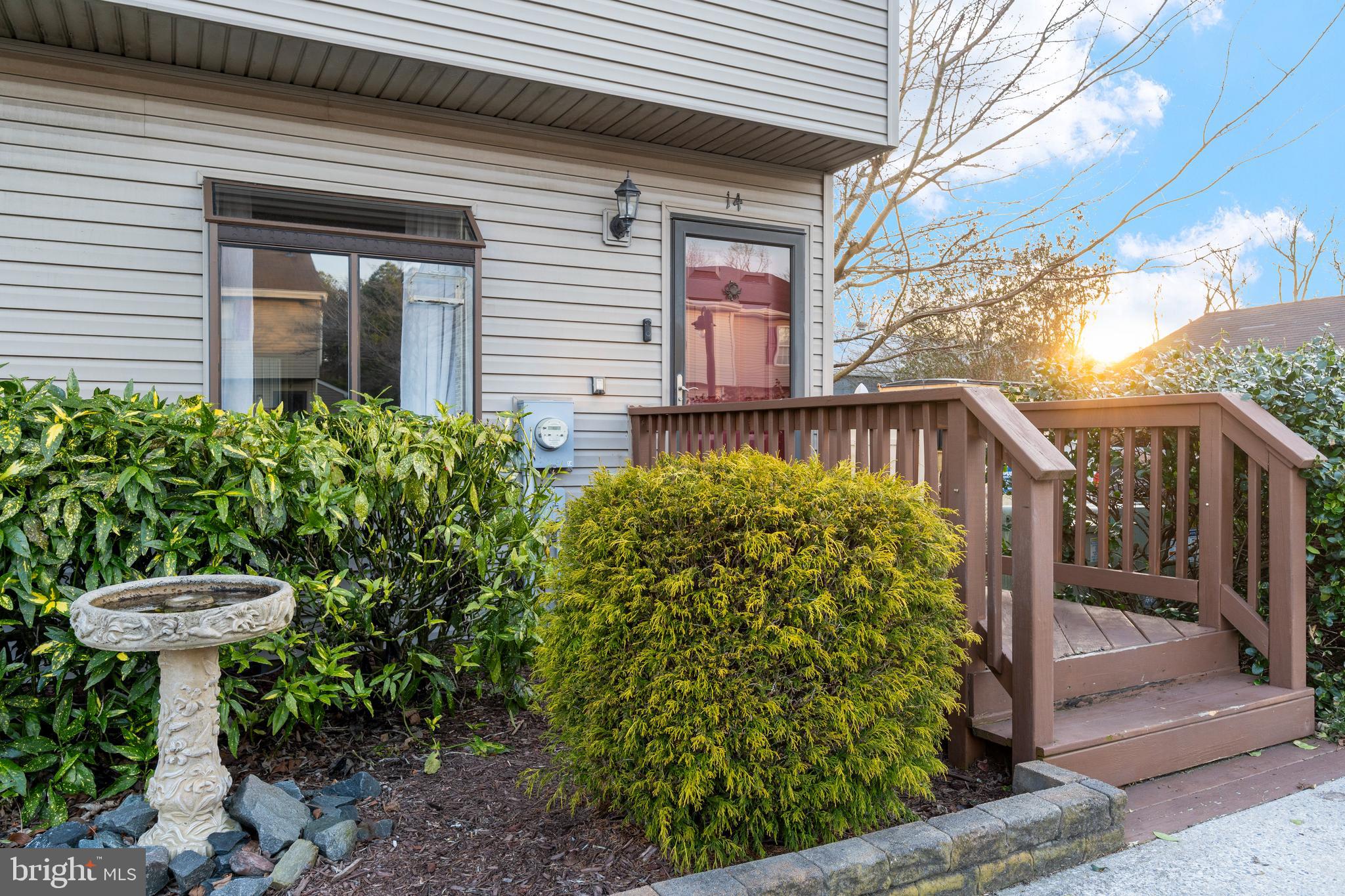 9815 STEPHEN DECATUR HIGHWAY 14