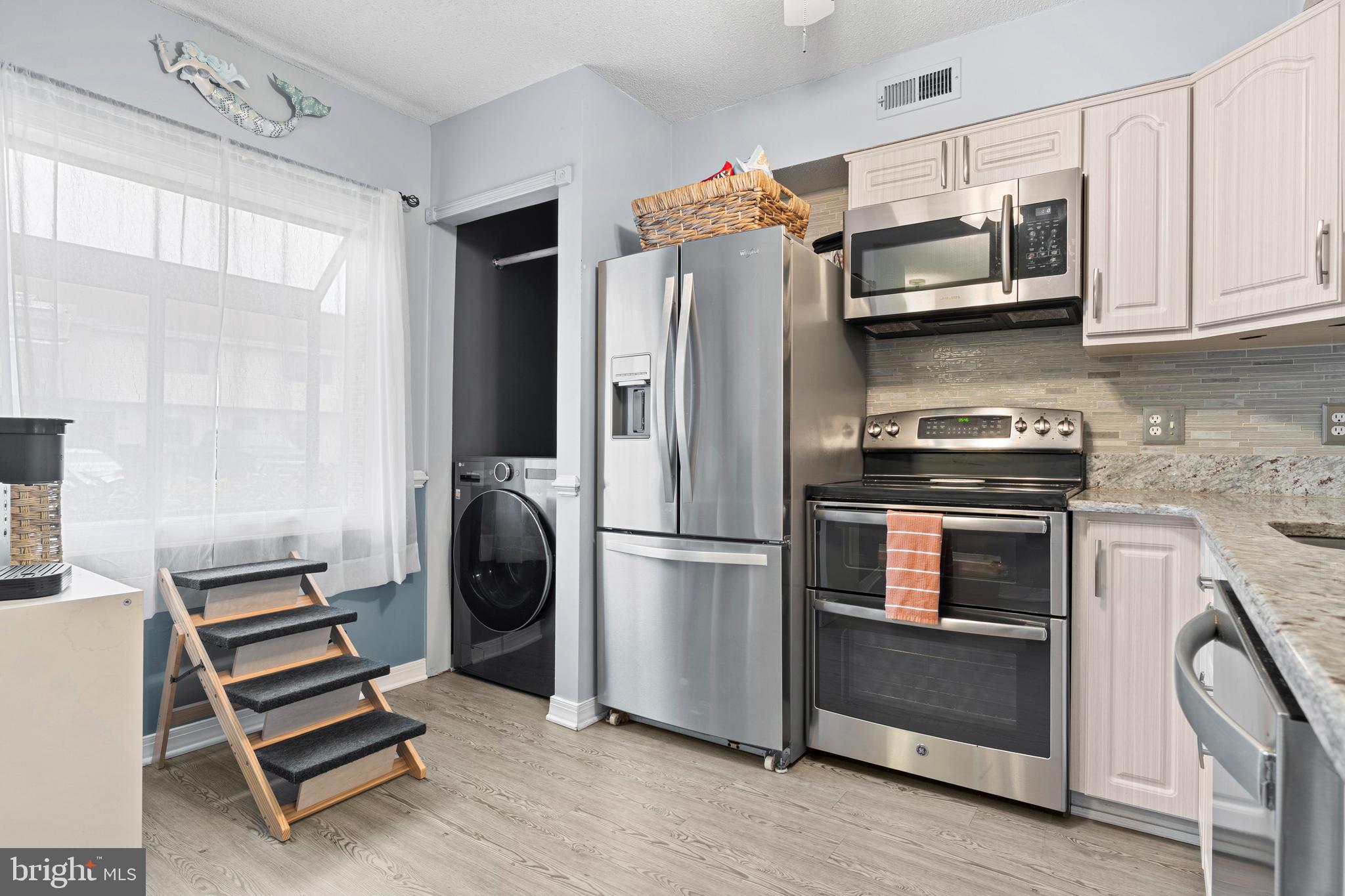 9815 STEPHEN DECATUR HIGHWAY 14