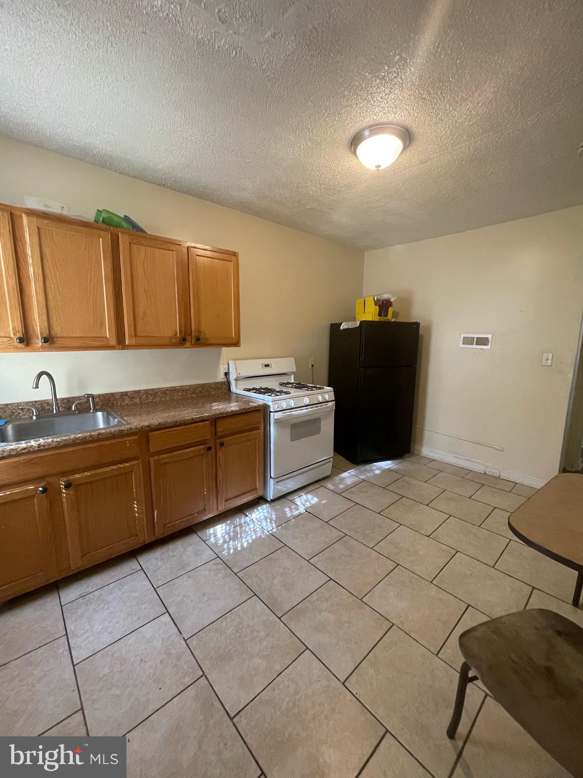 PENN NORTH - Residential Lease