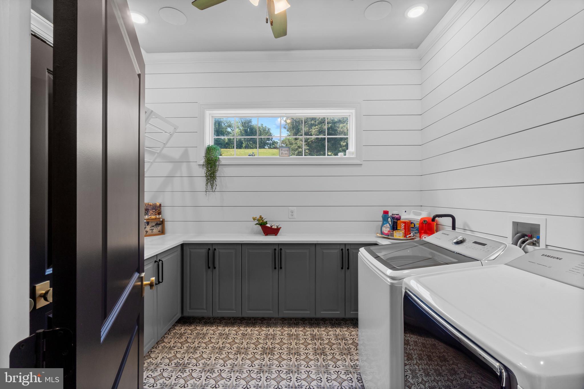 COCKEYSVILLE - Residential
