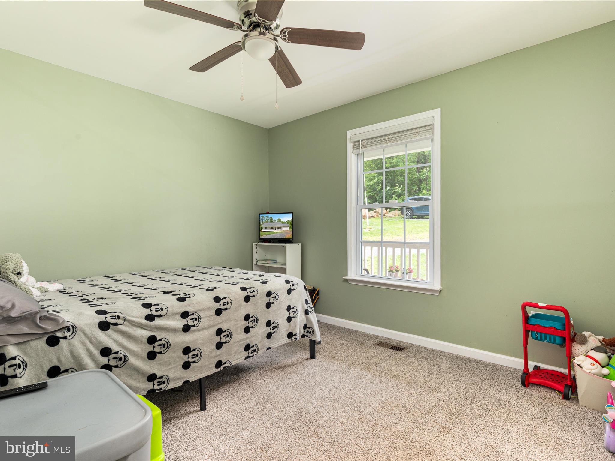 LAKE FRONT ROYAL - Residential