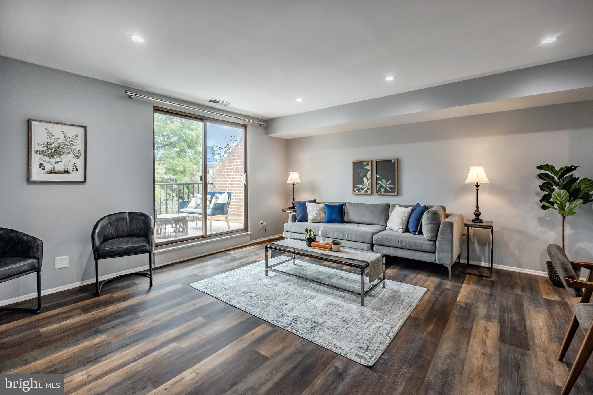 ART MUSEUM AREA - Residential