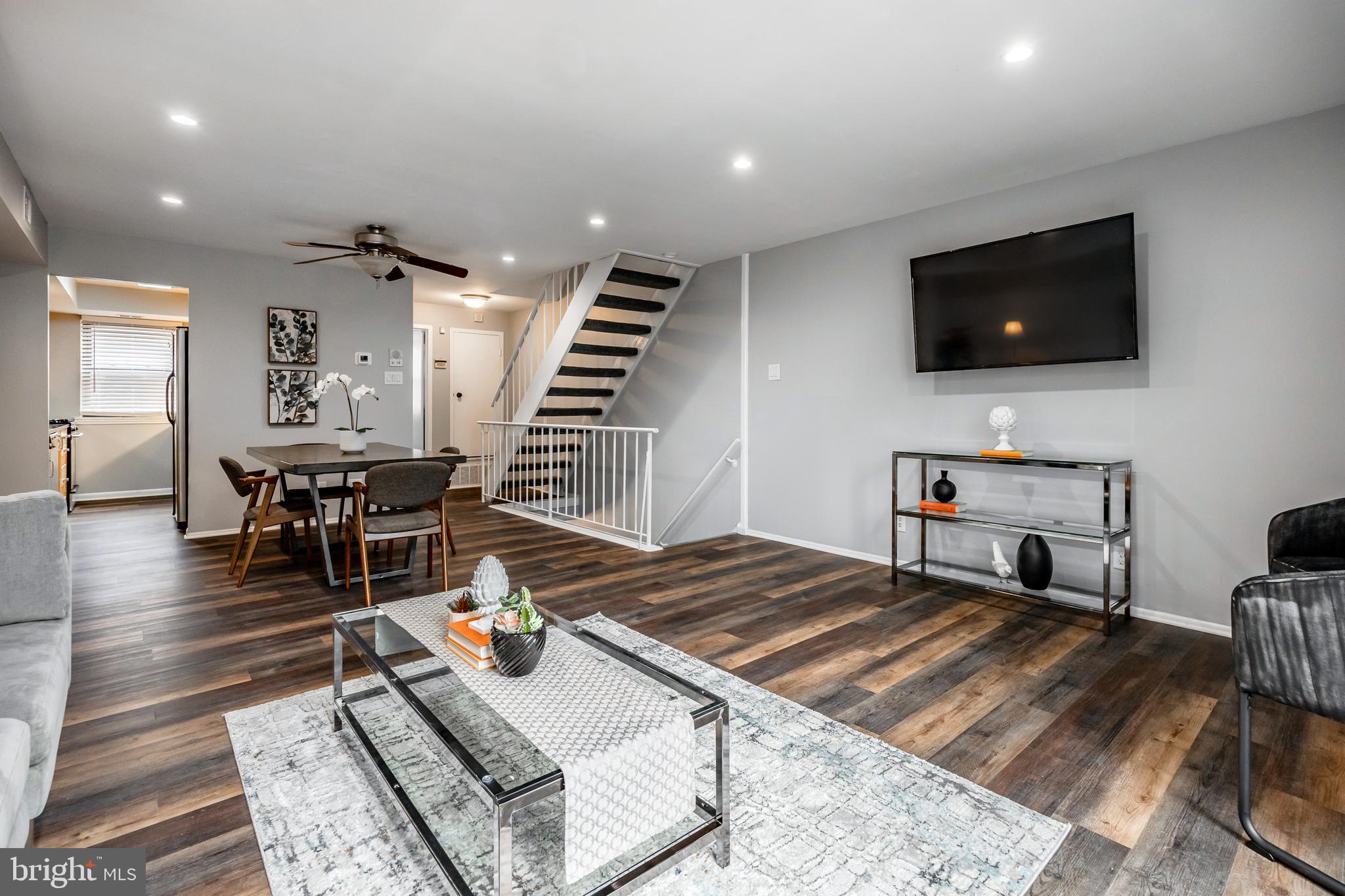 ART MUSEUM AREA - Residential