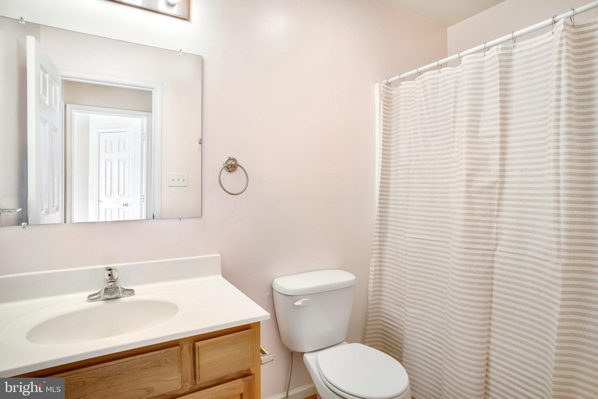 THE TOWNES OF RIDGEWAY - Residential