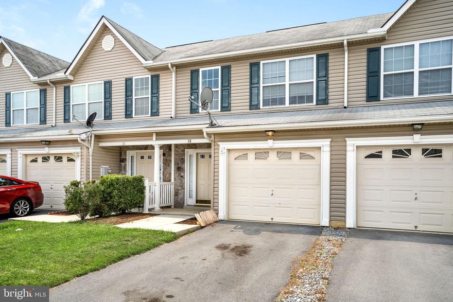 Location, Location, Location!!!!  This adorable 3 bedroom townhouse is just minutes to the Virginia state line. 
Great fenced in yard with patio area and 1-car attached garage.  Lower level features a large living space and great kitchen/dining area.  The second level features three bedrooms and two full bathrooms.   Showings begin 7/23, schedule your spot now!!!!