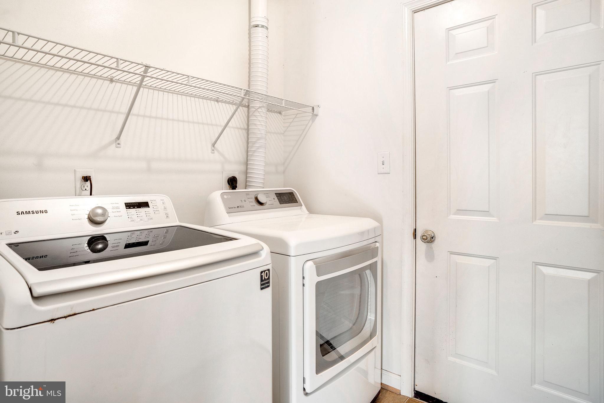 THE TOWNES OF RIDGEWAY - Residential