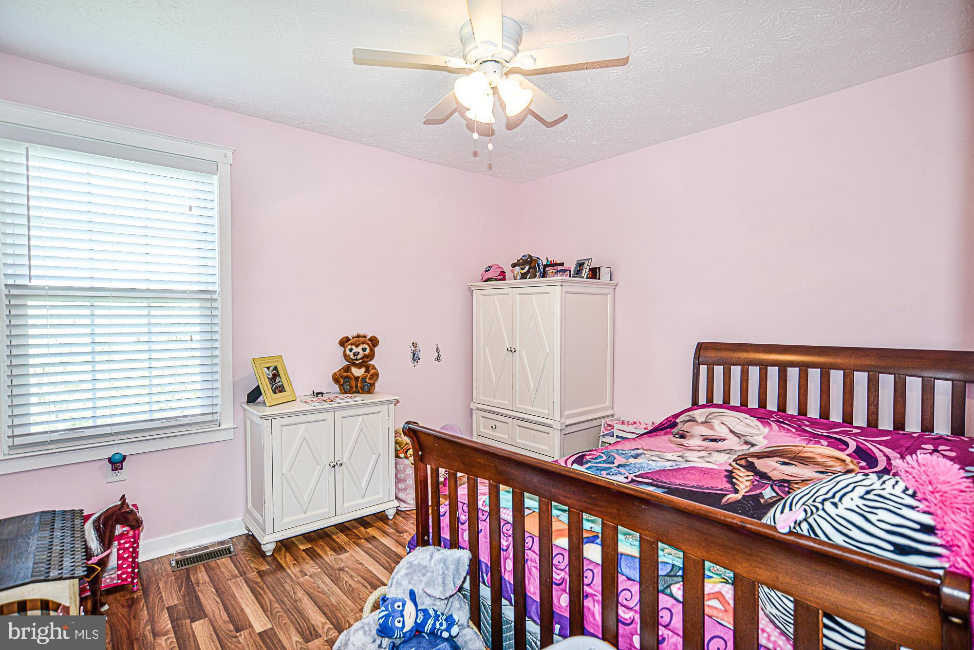 EXETER - Residential Lease