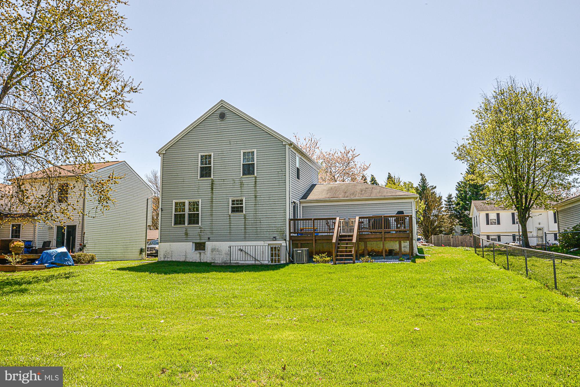 EXETER - Residential Lease