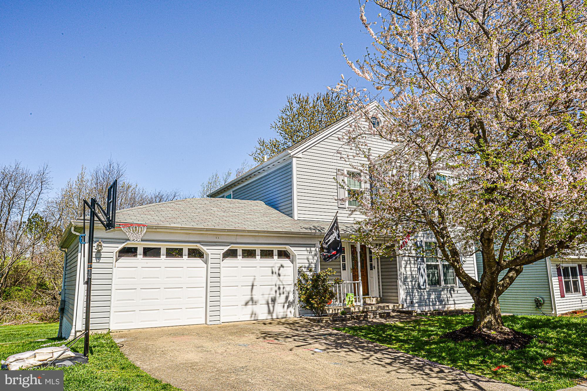 EXETER - Residential Lease