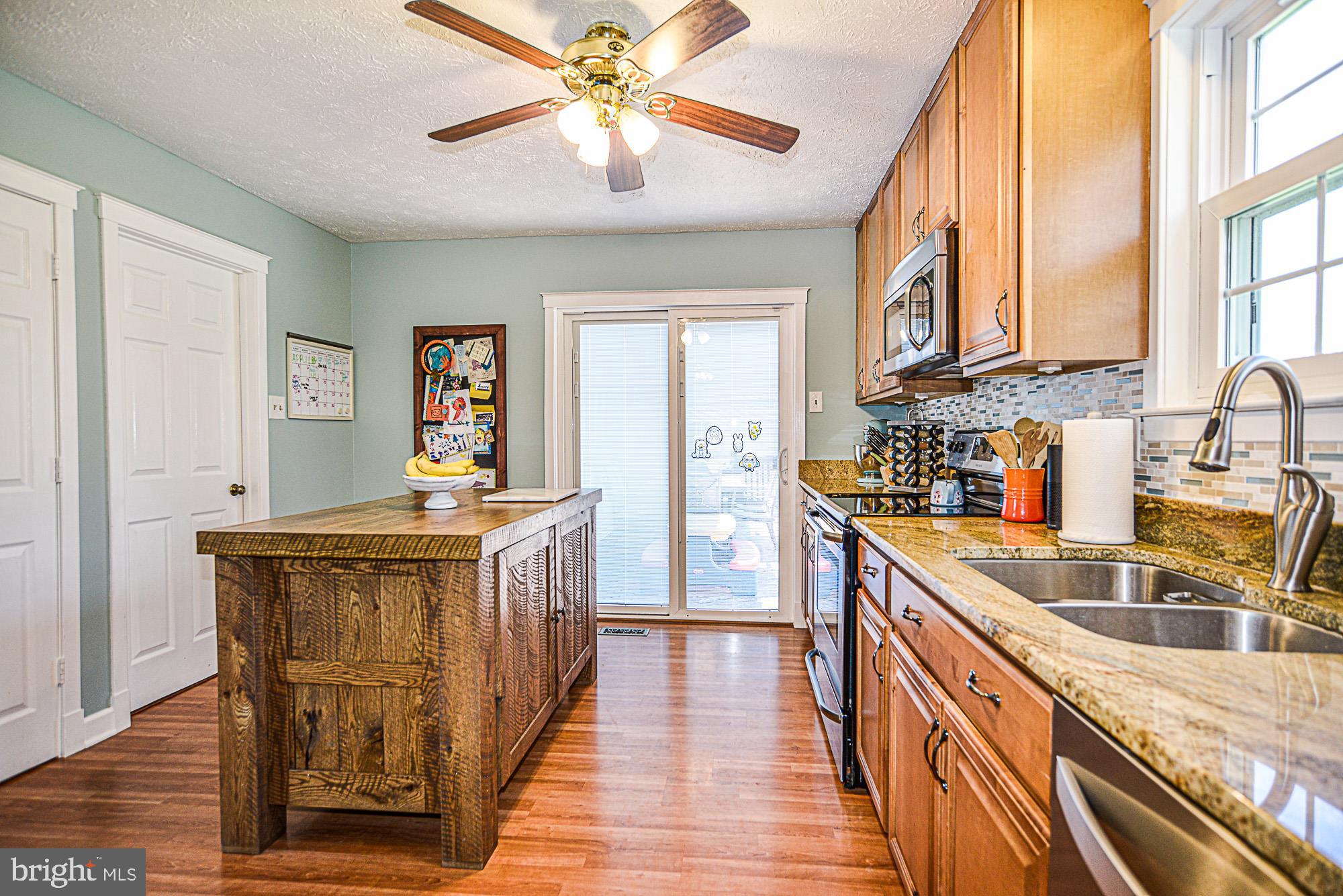 EXETER - Residential Lease