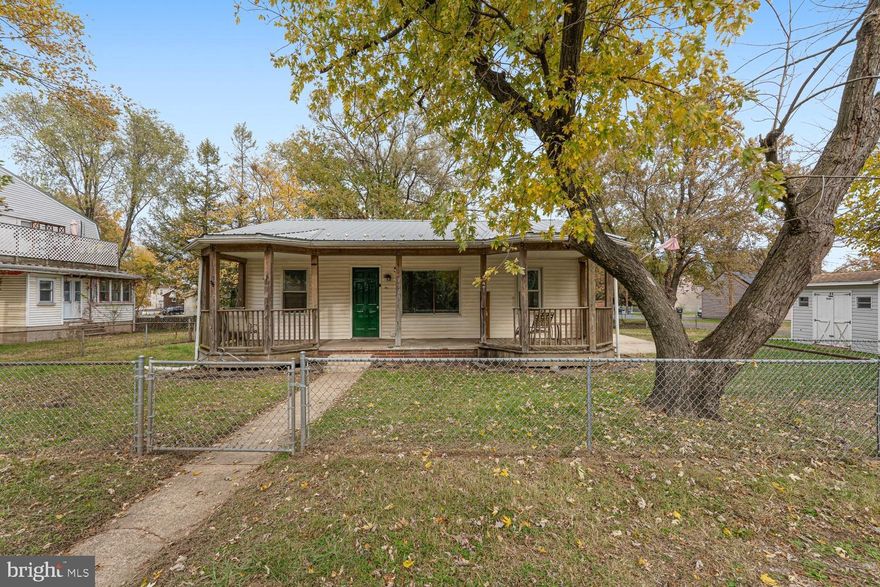 Large corner lot with 2 bedroom and 1 bath,  rancher style home located in a secluded neighborhood.  Fully fenced yard and covered front porch. Spacious living room, leads to the kitchen dining area. Laundry area located just off the kitchen.