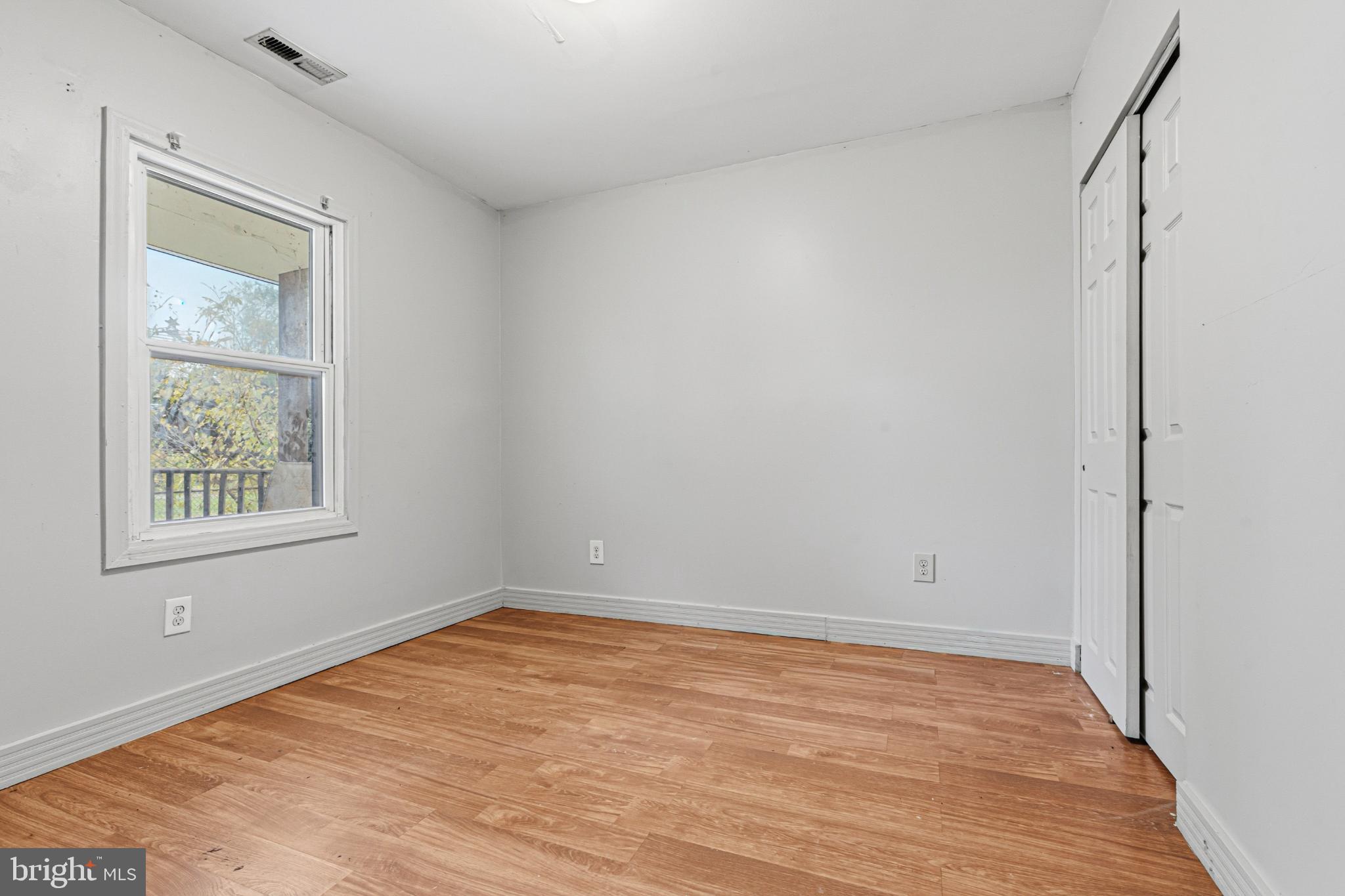 DUNDALK - Residential Lease