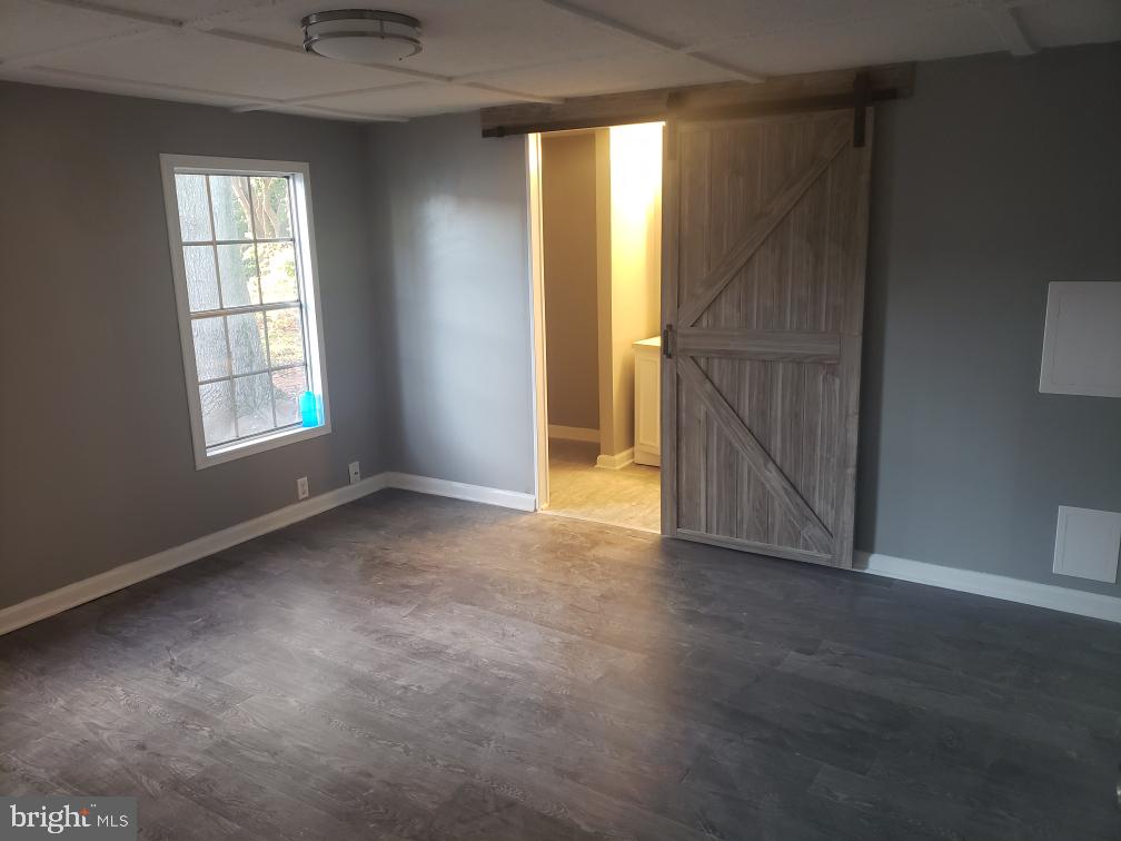 OAK KNOLL ESTATES - Residential