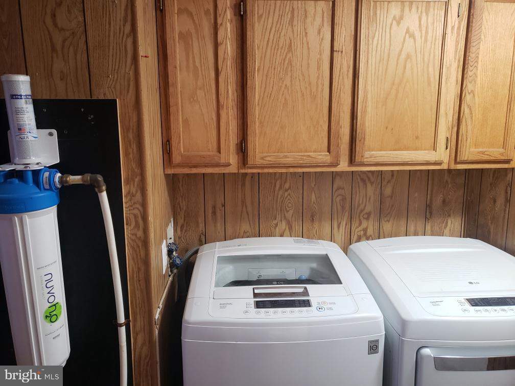 OAK KNOLL ESTATES - Residential