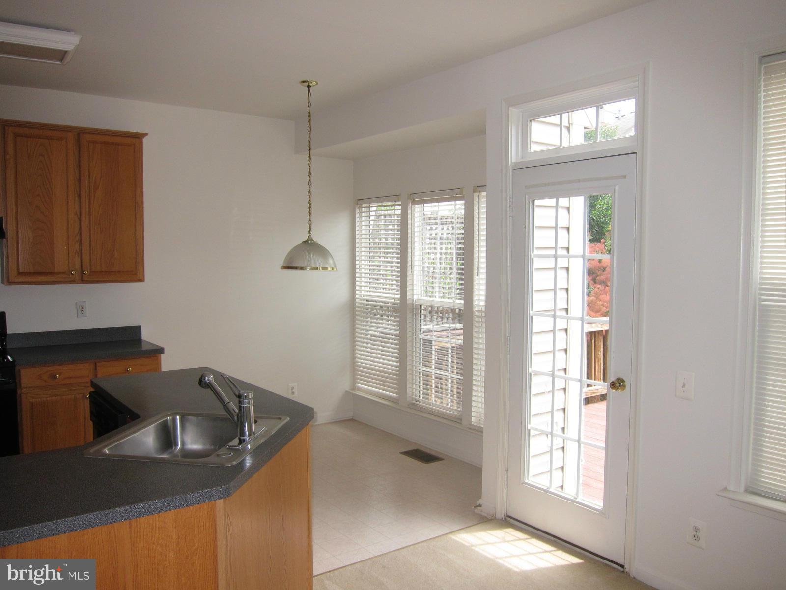 LOUDOUN PARKWAY CENTER - Residential Lease