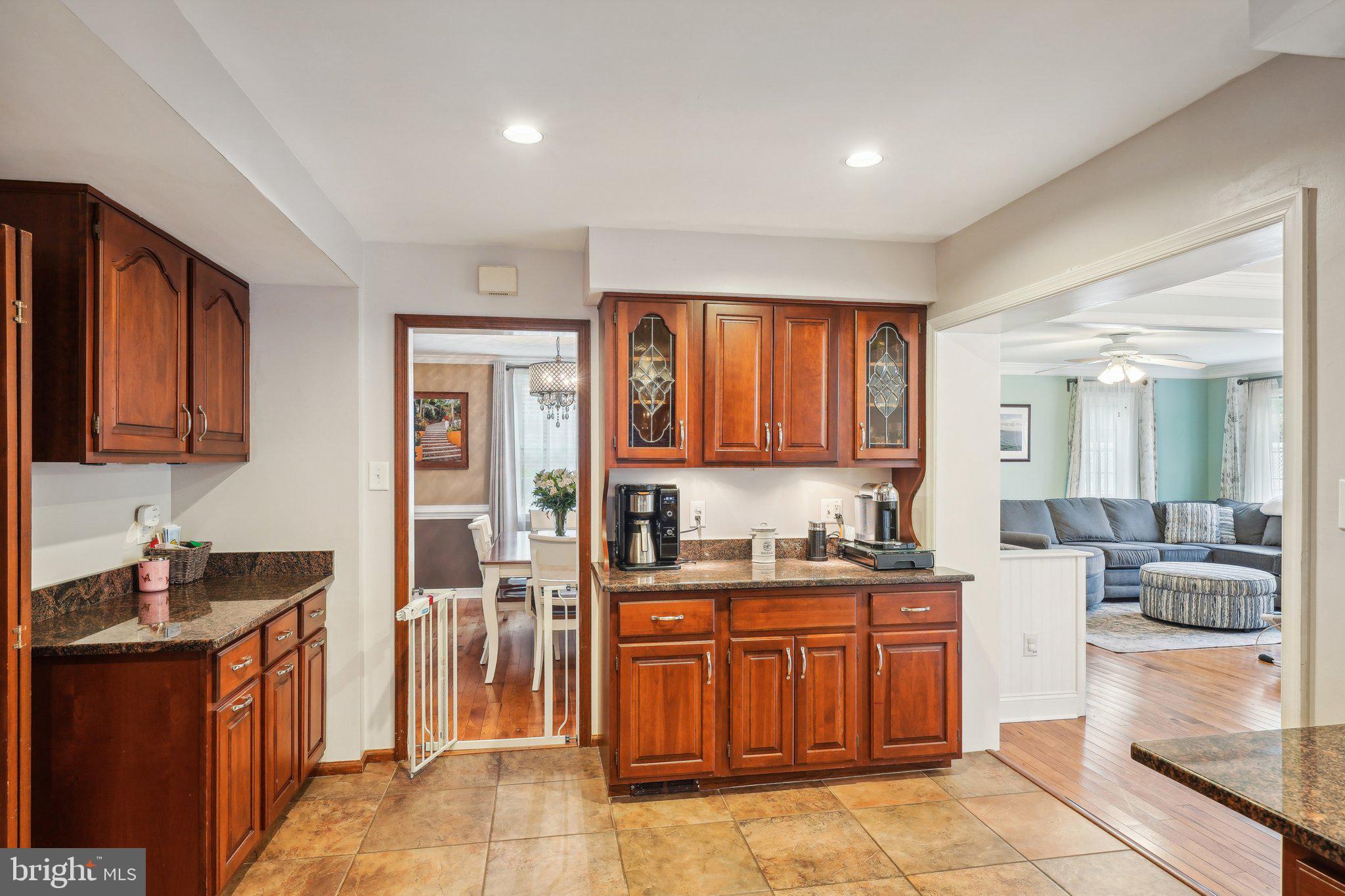 HAVERTOWN - Residential