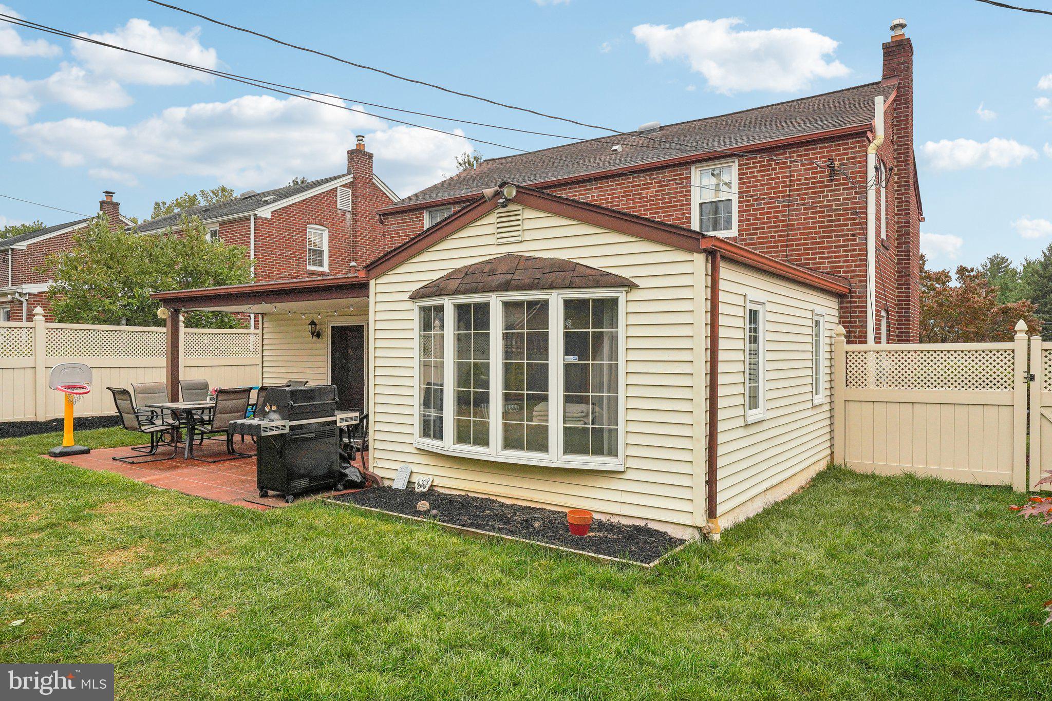 HAVERTOWN - Residential