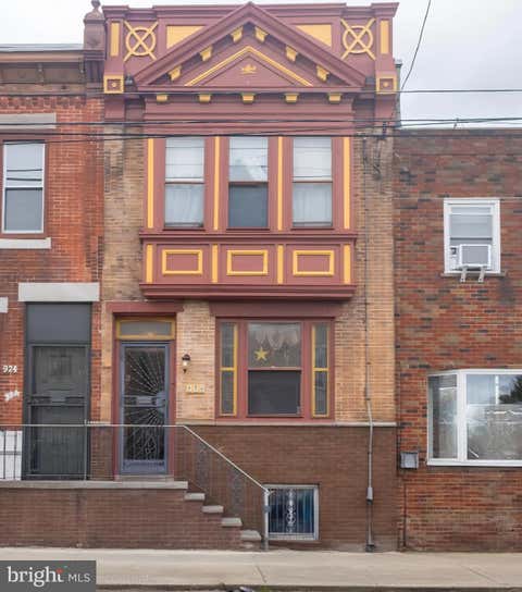 Townhouse For Rent - 926 Snyder Avenue<br/> PHILADELPHIA, PA 19148
