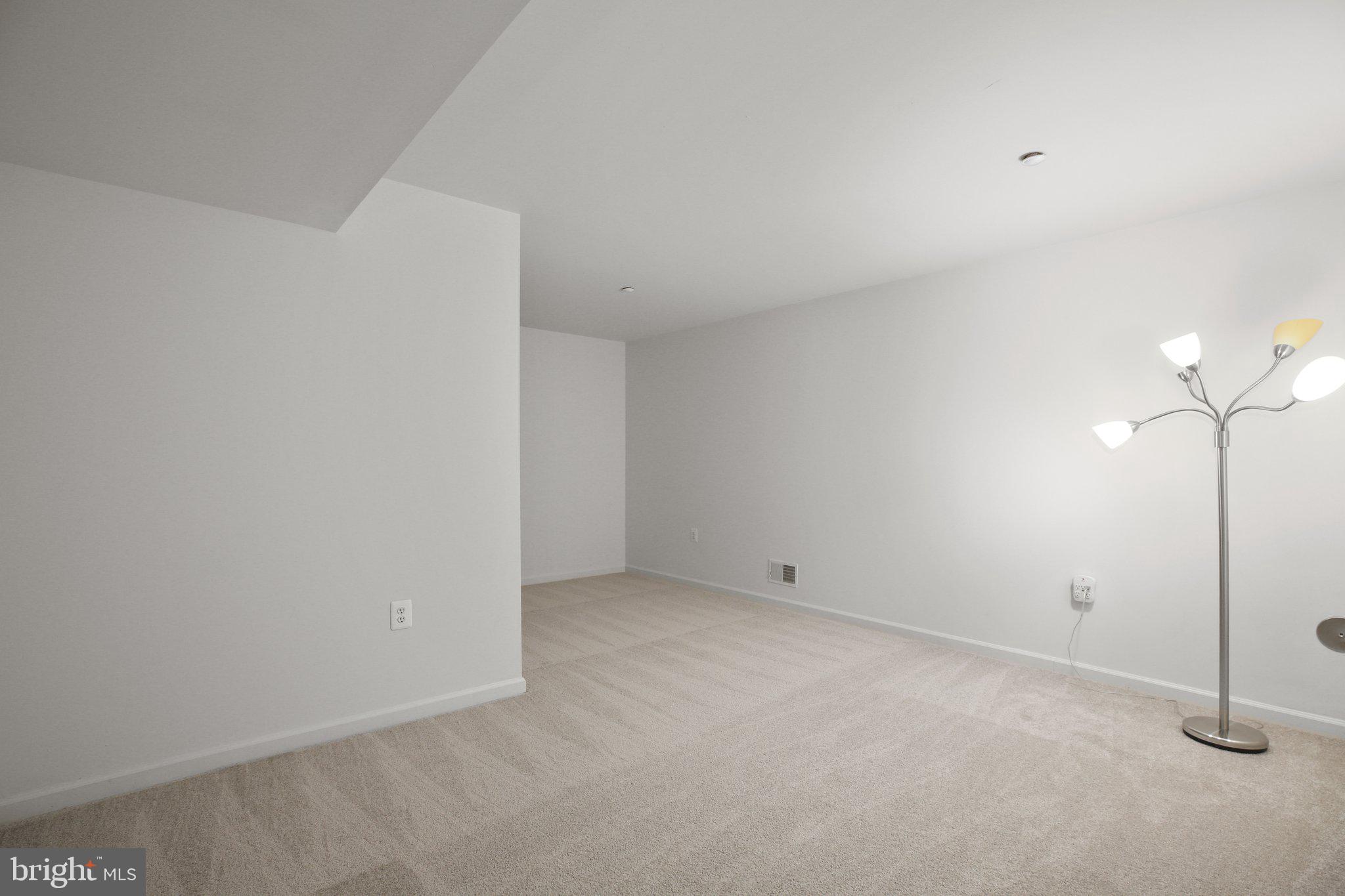 FALLS RUN - Residential