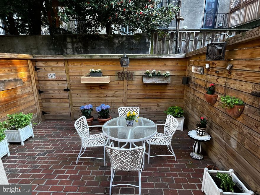 What a wonderful location to really enjoy city living! GREAT SPACE! Located in the desirable Fitler Square area this immaculately maintained home is on a generous 16 by 78 foot lot,  3 bedrooms, 1 1/2 baths, Beautiful eat in  kitchen opens to a lovely city garden. Kitchen features Sub Zero refrigerator and Bosch appliances. Gorgeous open large living room and dining room with high ceilings and beautiful hardwood floors. 
This home is in the Albert M. Greenfield school district. Also steps from The Philadelphia School, Perfect location for Univ.  of Pa., Wharton, Children’s Hospital, Presbyterian Hospital. Close by: Fitler Square, Dog Parks, community garden, Markward Playground, Schuylkill River Boardwalk and Trail, 30th St. Station.