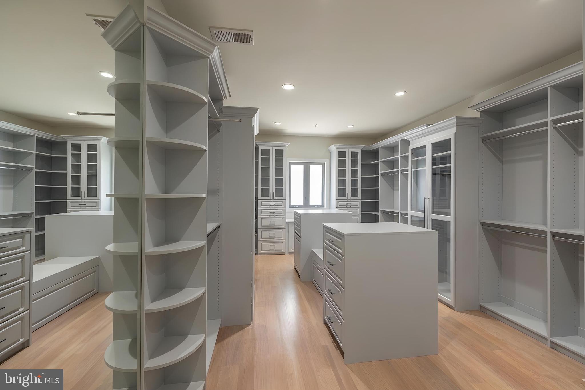 KENWOOD PARK - Residential