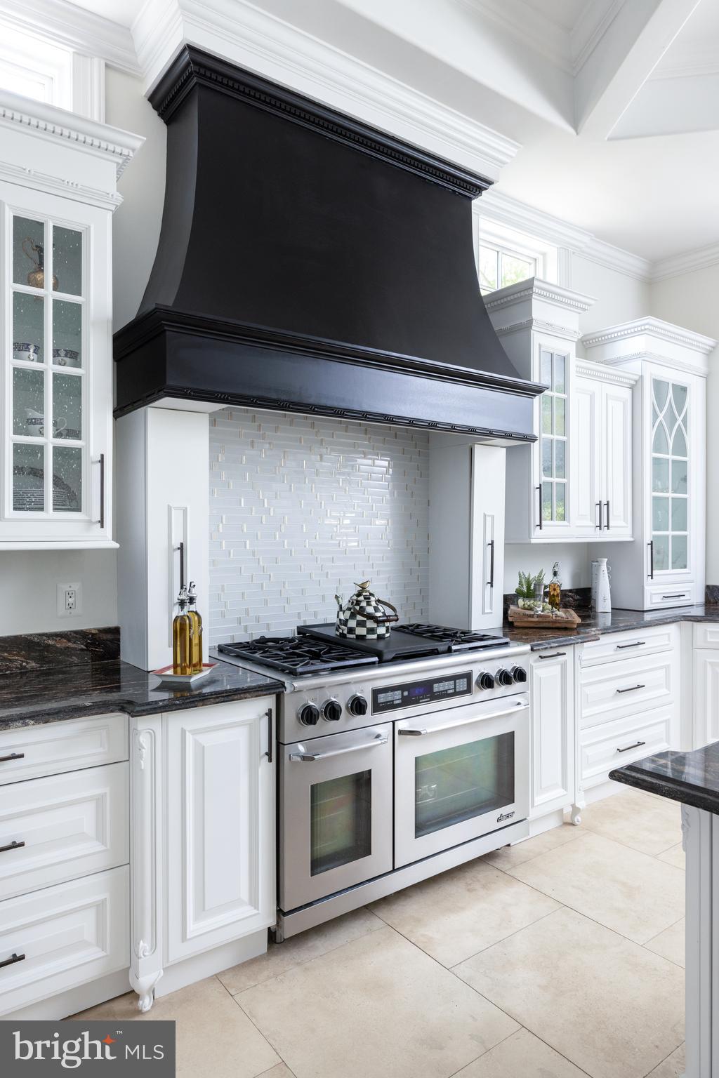 KENWOOD PARK - Residential