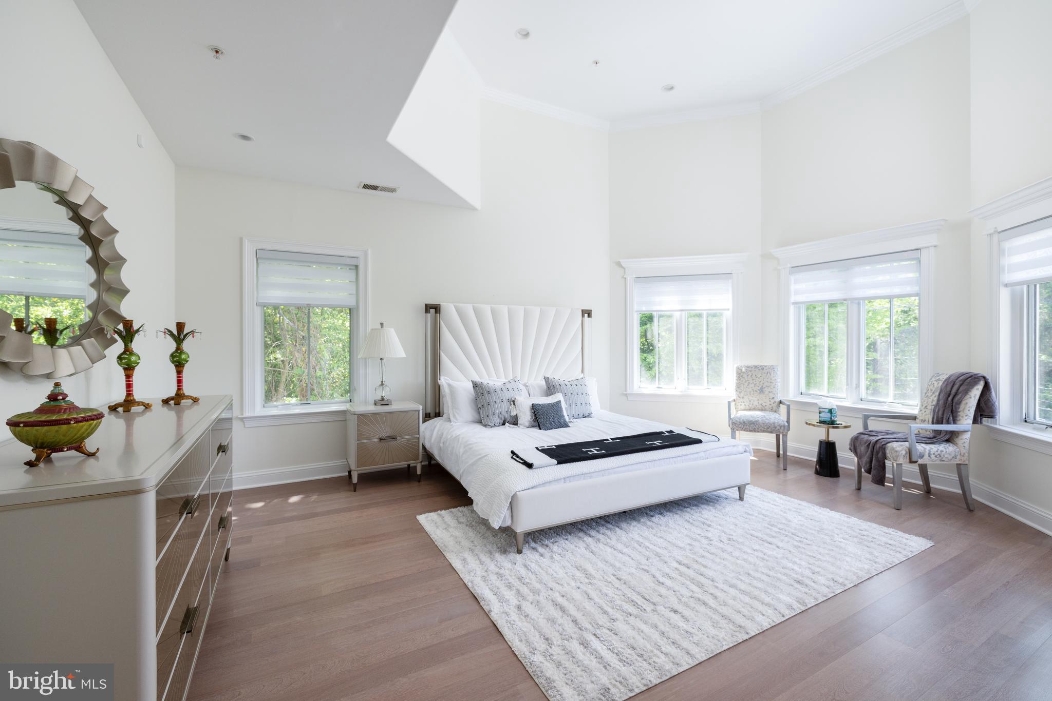 KENWOOD PARK - Residential
