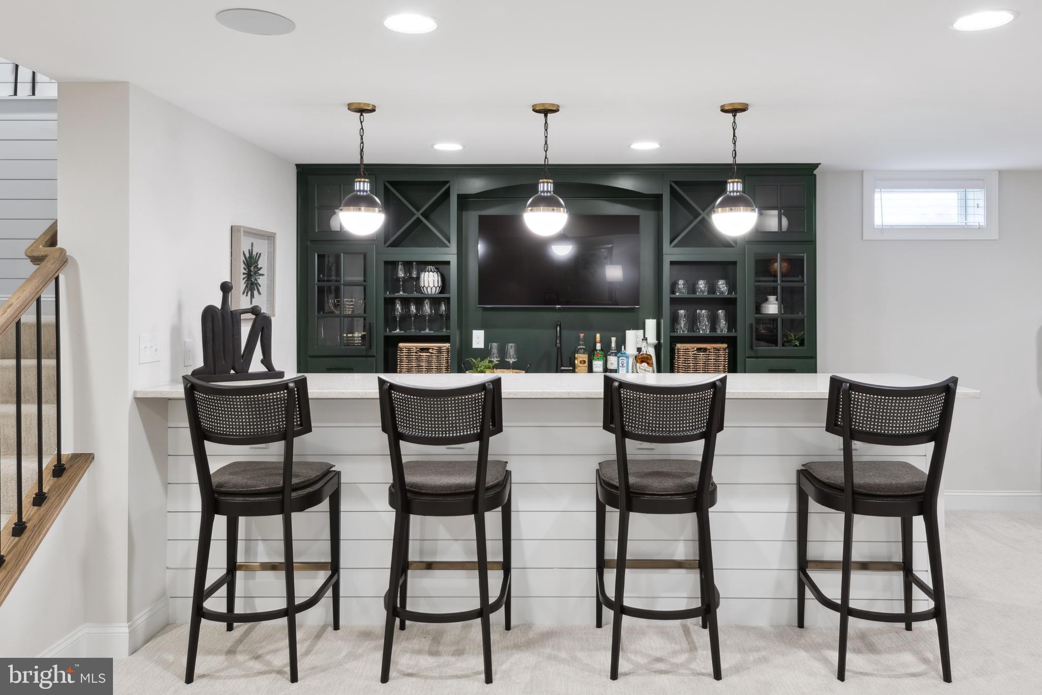 LIGHTSHIP COVE - Residential