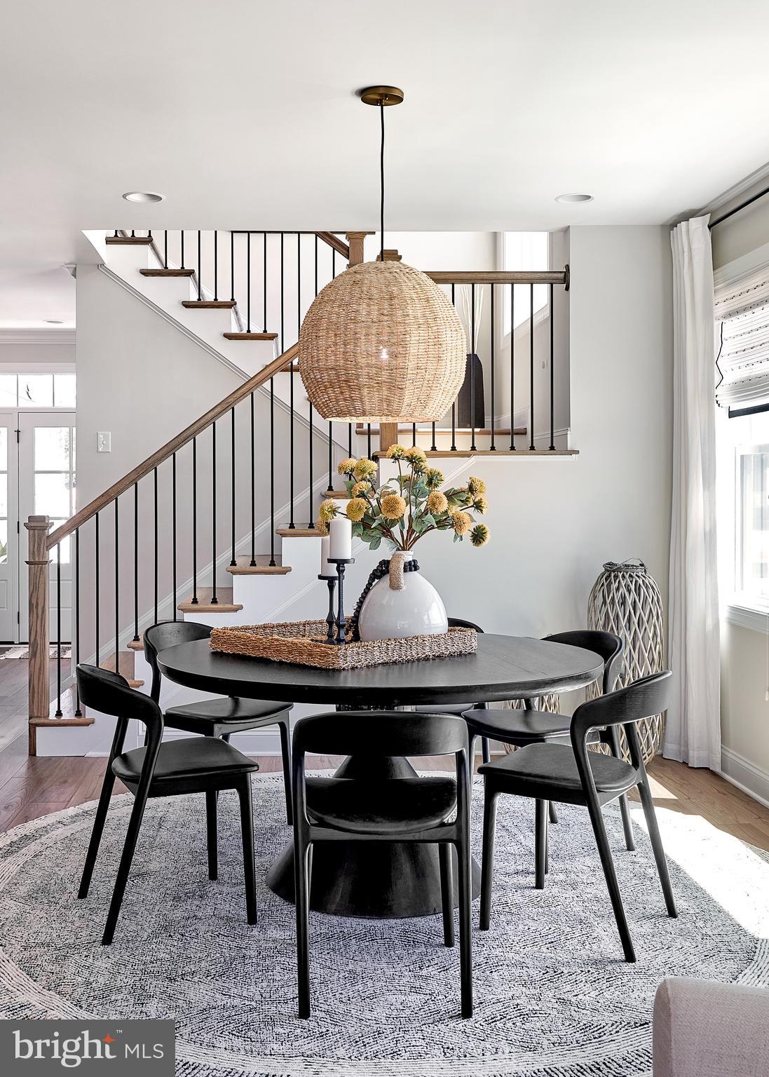 LIGHTSHIP COVE - Residential