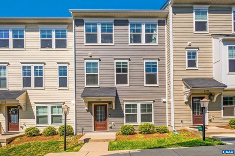 Homes For Sale - 2720 Avinity Ln Pl<br/> CHARLOTTESVILLE, VA 22902