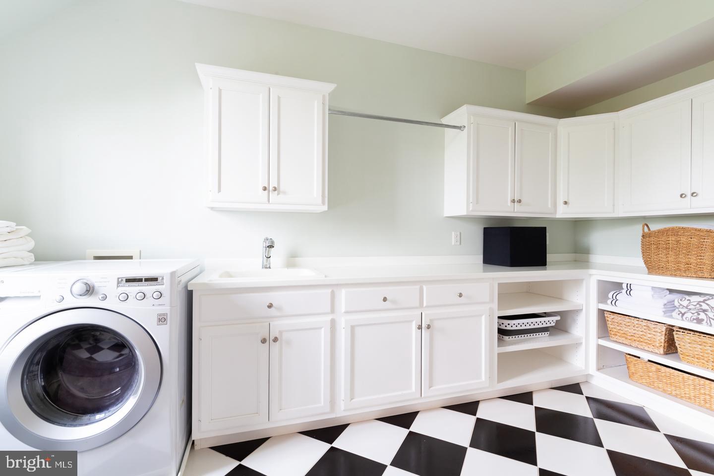 ARONIMINK - Residential