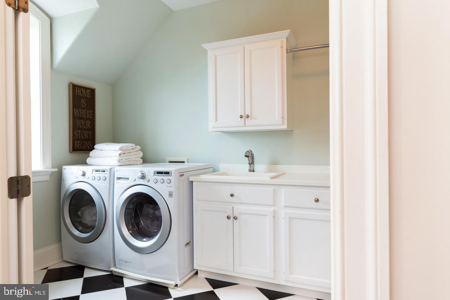 ARONIMINK - Residential