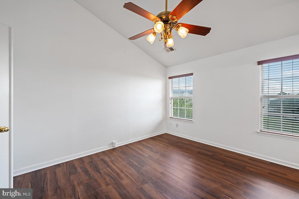 SYCAMORE HILL - Residential