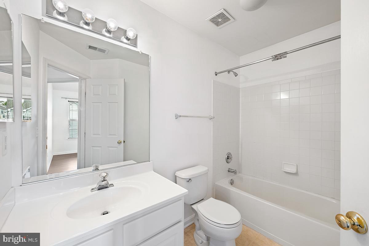 SYCAMORE HILL - Residential