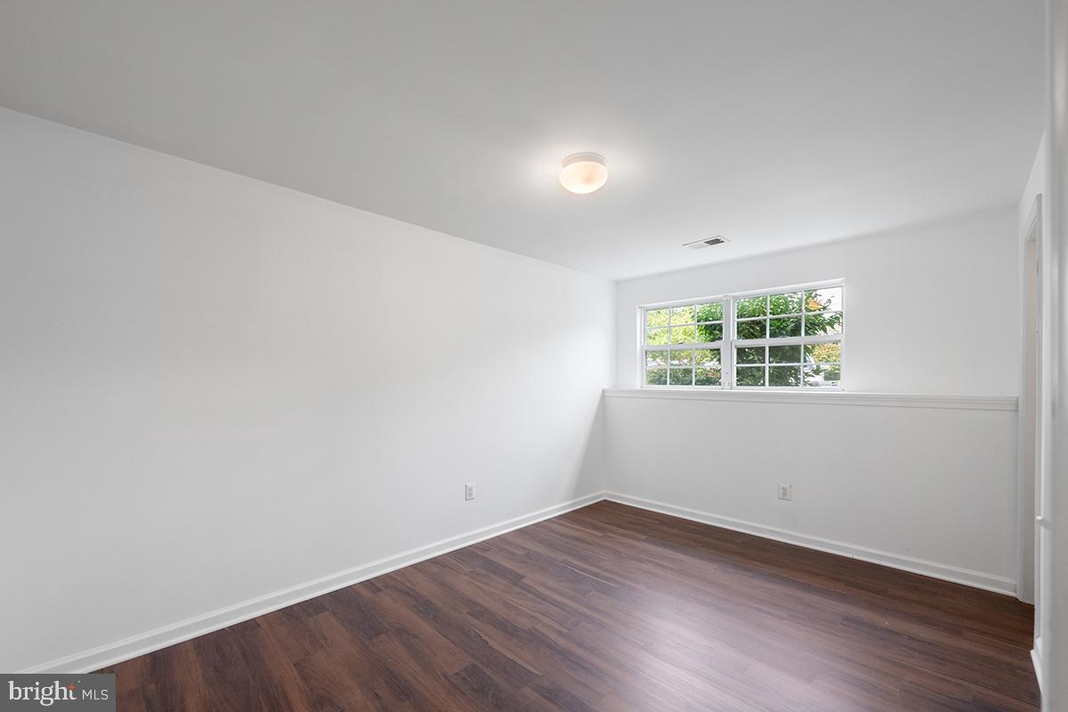 SYCAMORE HILL - Residential