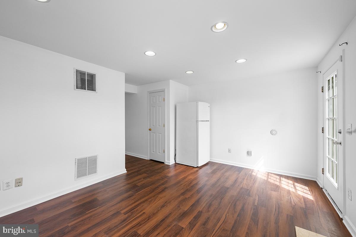 SYCAMORE HILL - Residential