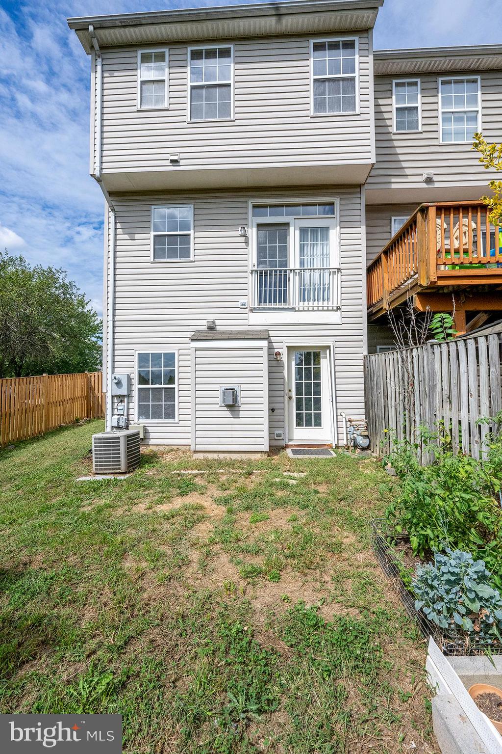 SYCAMORE HILL - Residential