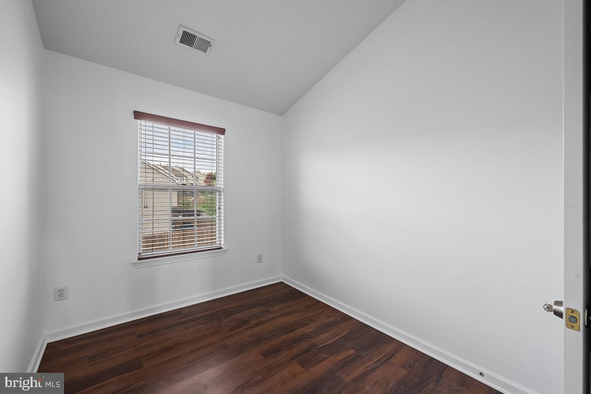 SYCAMORE HILL - Residential