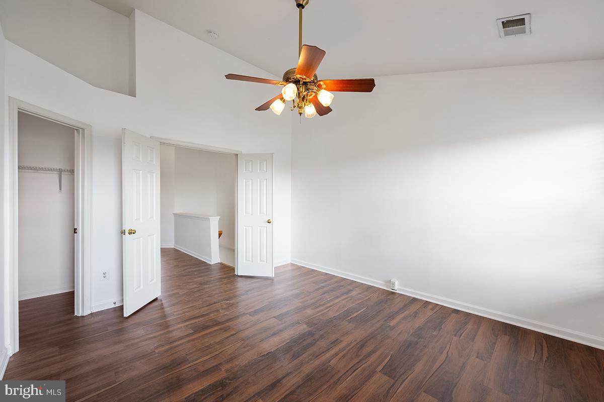 SYCAMORE HILL - Residential